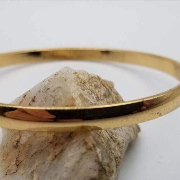 Everyday classic gold tone latest style bangle unisex - Picture 2 of 2